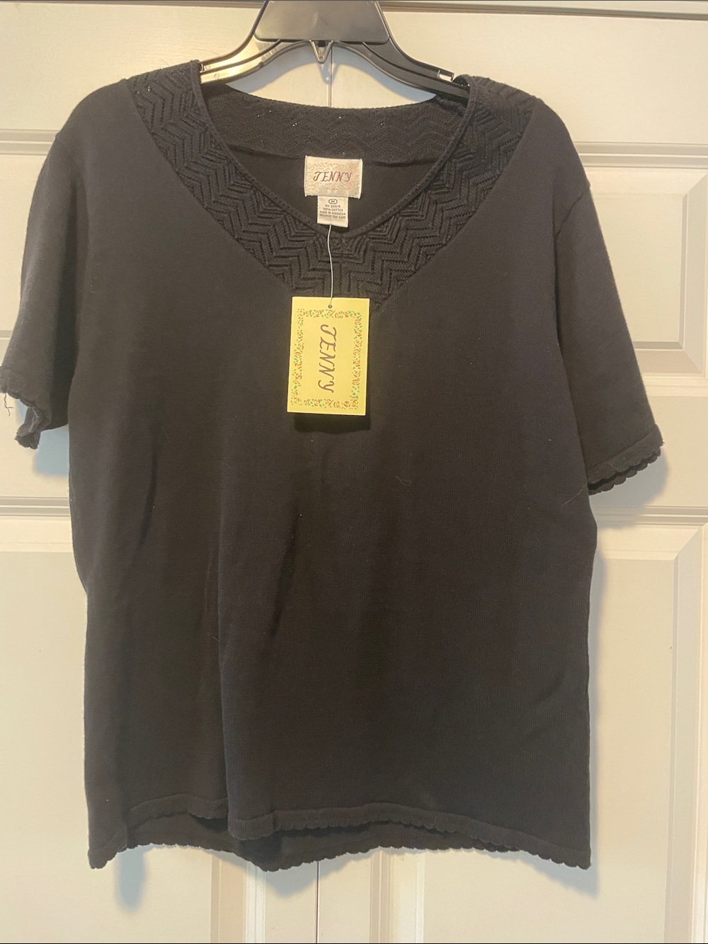Black Short Sleeve V-Neck Knit Tee